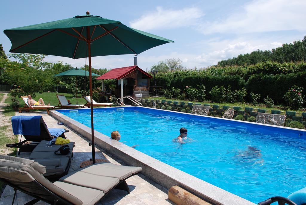 Villa Giulia Islaz ภายนอก รูปภาพ